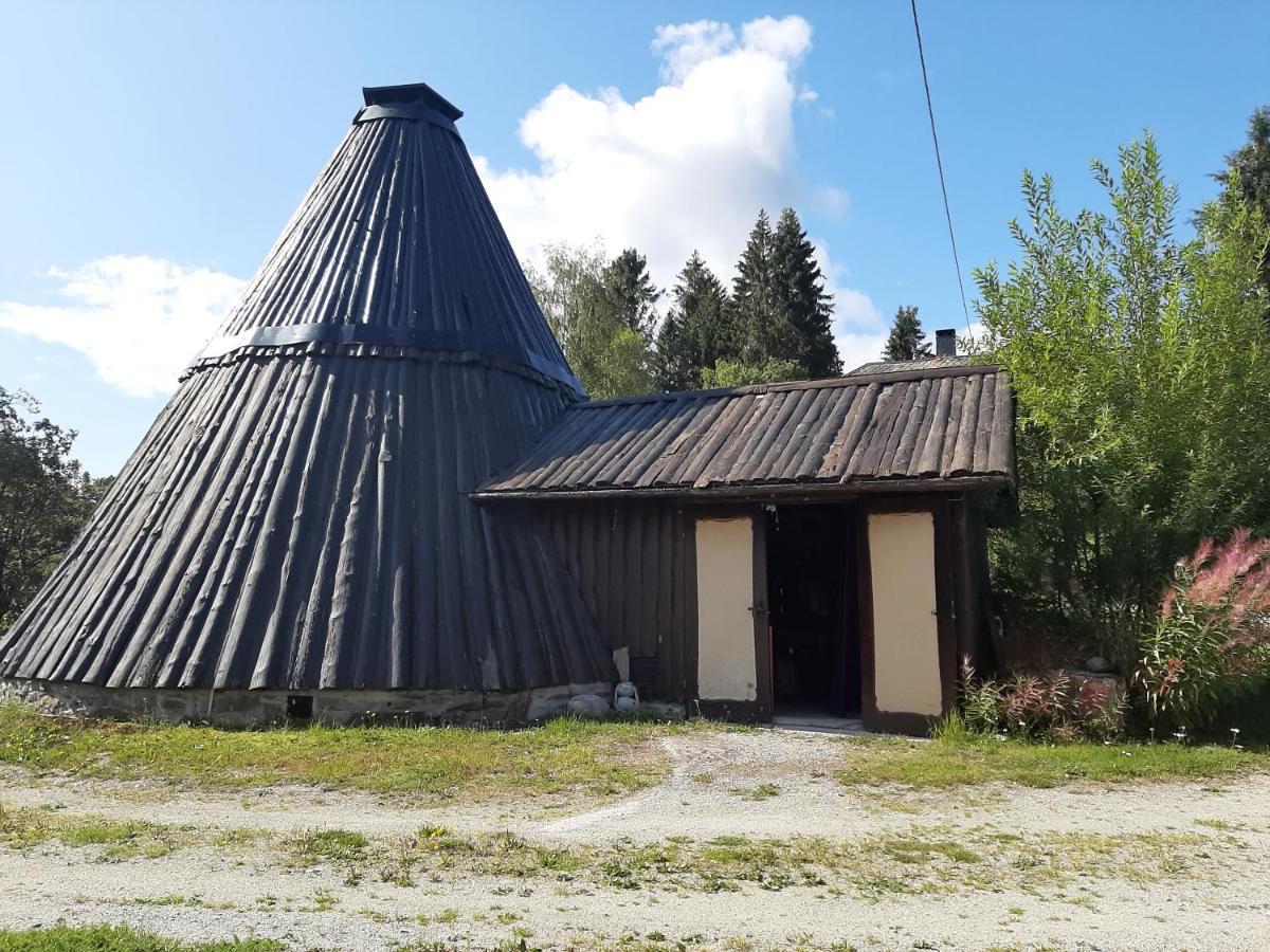 Kvamshaugen Hytter Luster Bagian luar foto