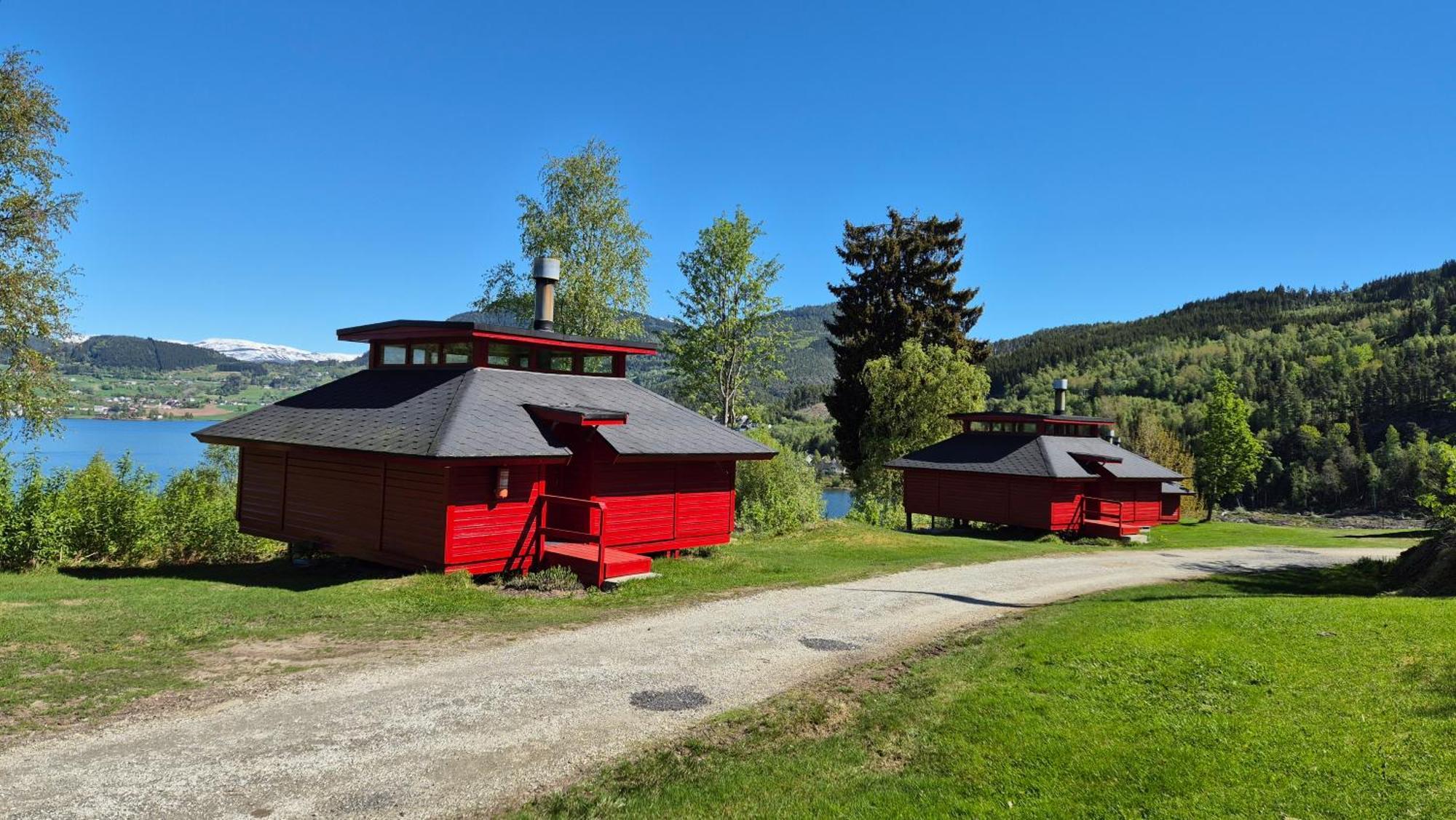 Kvamshaugen Hytter Luster Bagian luar foto